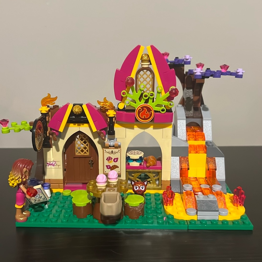 Retired Lego Elves 41074 set